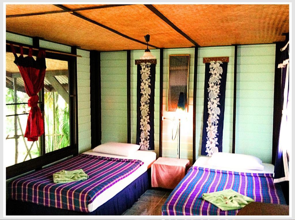 The Emerald Bungalows Resort Krabi town Стая снимка