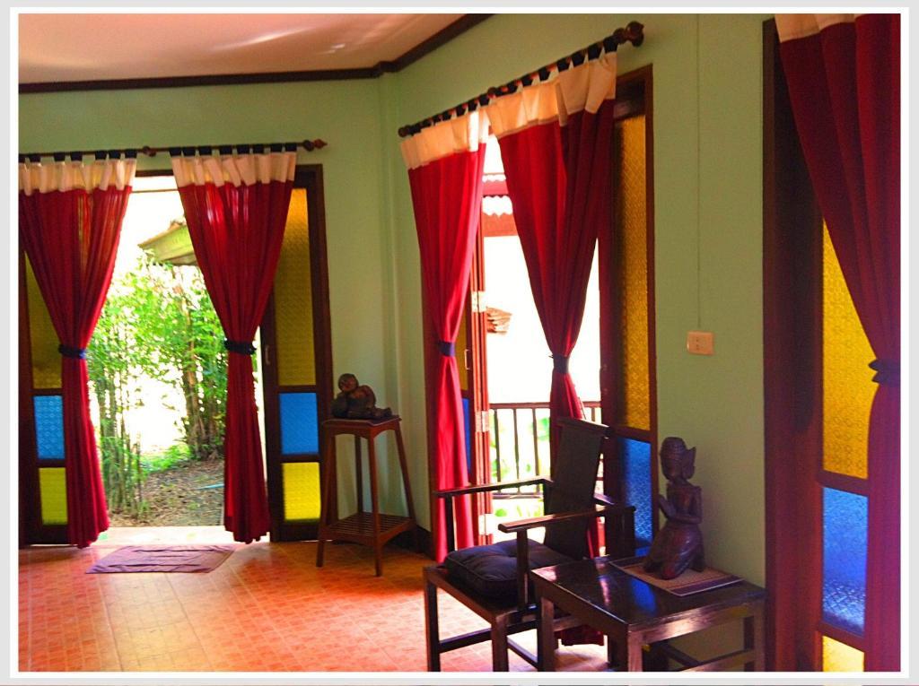 The Emerald Bungalows Resort Krabi town Стая снимка